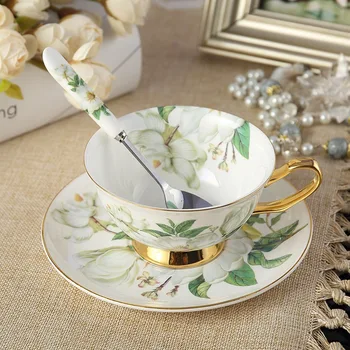 Elegants Ziedu Kaula Porcelāna Tējas Tasi Šķīvītis Karoti Uzstādīt Keramikas Teacup Balta Porcelāna Kafijas Tasi Tējas Komplekts Kafejnīca Espresso Cup